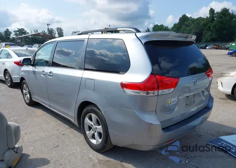 2014 Toyota Sienna Le V6 8 Passenger from USA, damaged, VIN 5TDKK3DC6ES490926